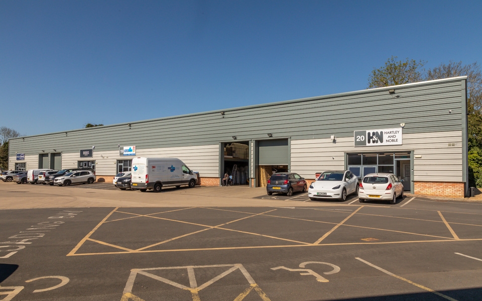 Leyland Trading Estate - Externals (4)
